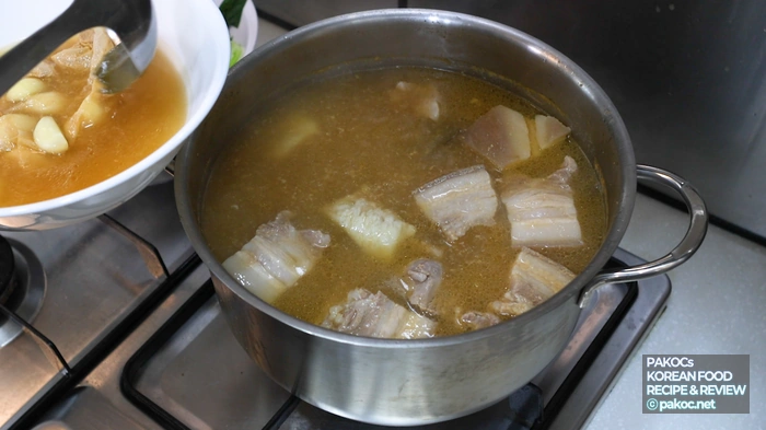 가지 반찬 푸짐한 도시락 구성