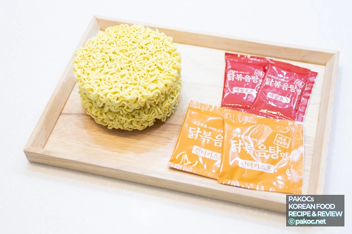 닭고기 후레이크 건더기 사진