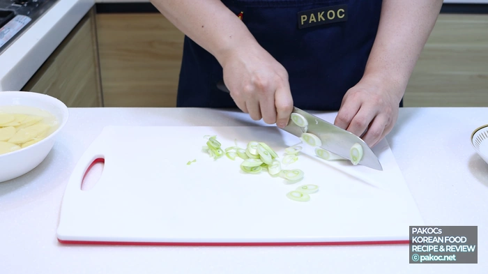 국간장 사용한 감자국