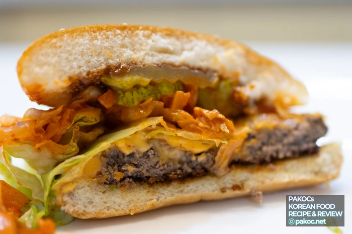 ビーフバーガー 一口 食べる レビュー