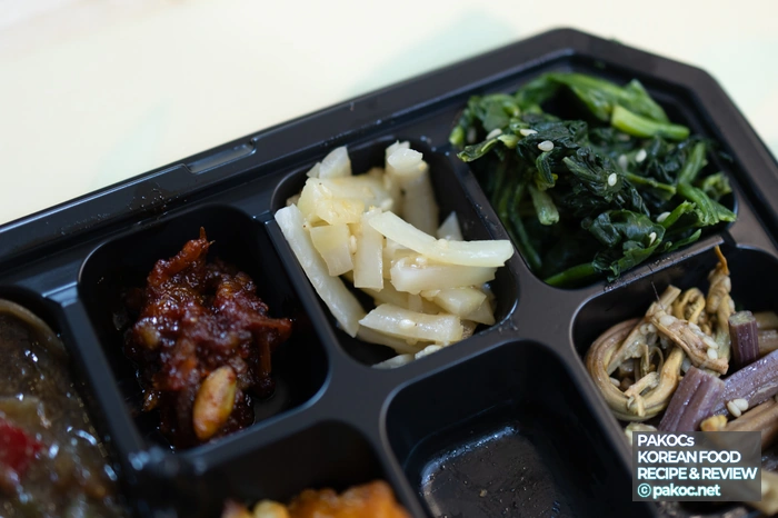 イーマート24弁当の特性照明