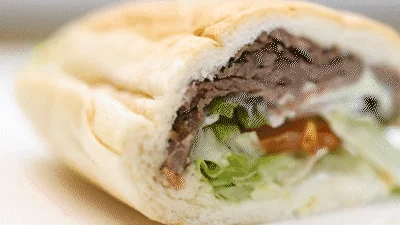 맛있는 고기 샌드위치 경험