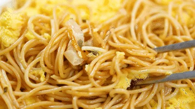 Reseña comparativa de pasta de huevo con ramen de sésamo
