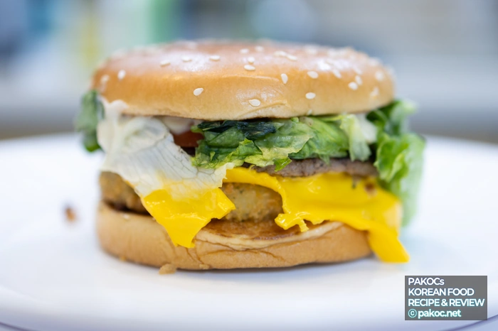 햄버거 구성 양상추 토마토