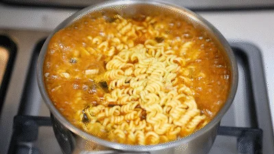 얼큰한 고사리 라면 리뷰