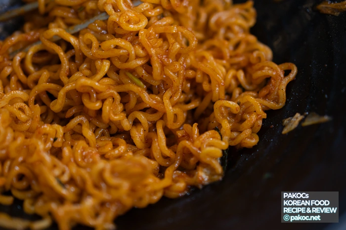 신라면 김치볶음면 국내 한정판 출시