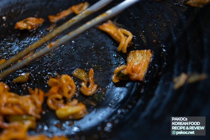 신라면 김치볶음면 으로 매운맛 조절