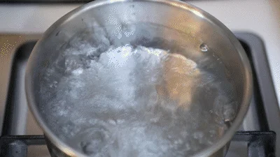 신라면 김치볶음면 첫맛 김치 특징