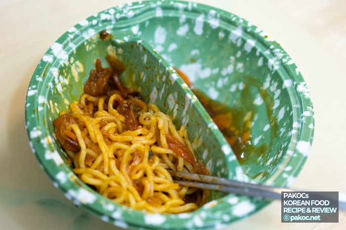 Sweet and sour pork with sauce poured on: sauce condition