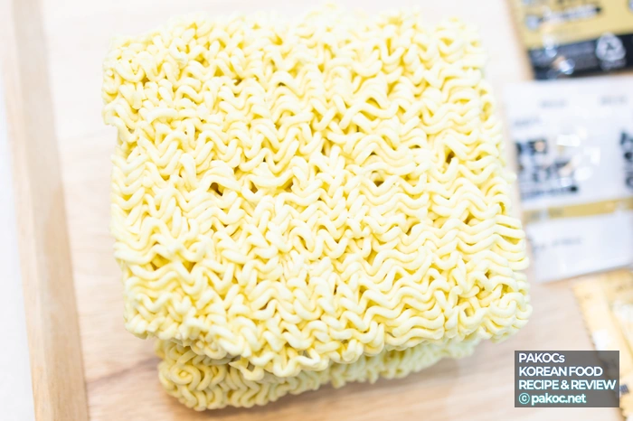 Review of ramen with rich broth