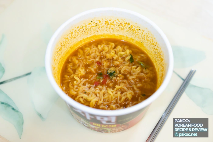 간단한 한끼 식사 컵라면