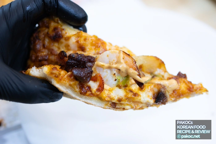 LA치즈폴레 피자 개성있음