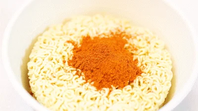 Cup ramen visuals and tasting notes