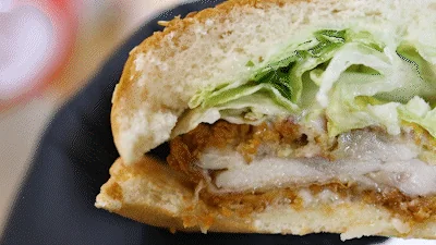 크리스피 치킨버거 구성 사진