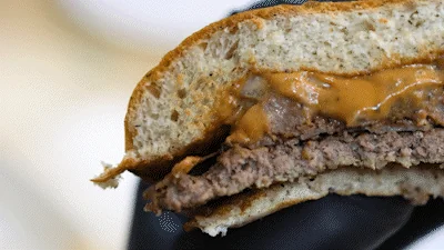 후추 맛 강화된 버거