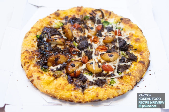 독특한 피자 조합 맛