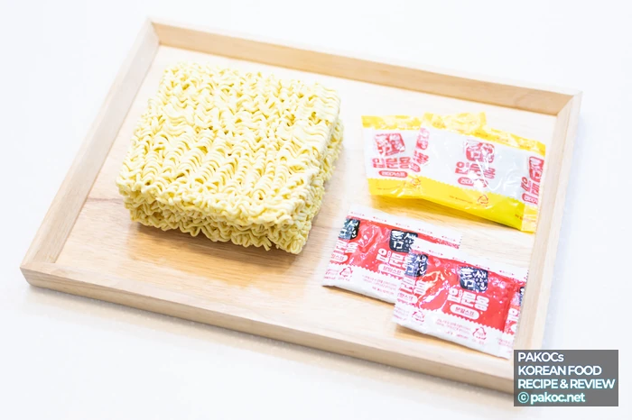 ラーメンのカロリー・栄養情報表示