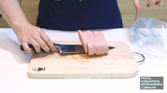 Cómo preparar el rebozado para las hojas de perilla