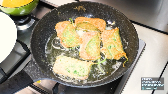 Receta recomendada de jeon de Spam envuelto en hojas de perilla