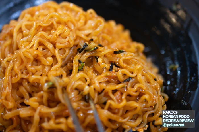 パルド ビビン麺のプレミアムラーメンレビュー