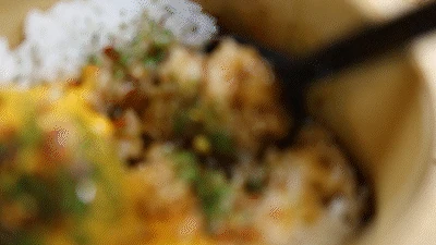 コンビニ食の手軽さを強調