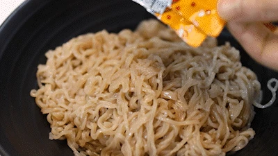 ビビン麺ソース比率の特徴写真