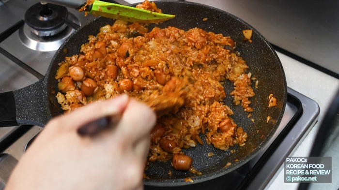 Kimchi fried rice with sesame topping