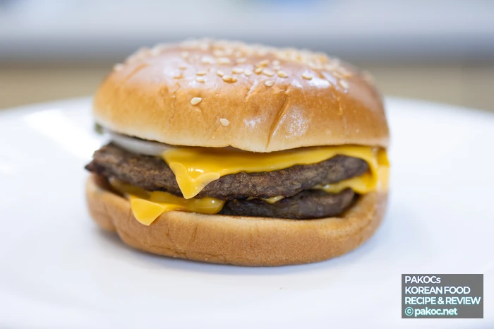 Review of the rich, melty cheese texture