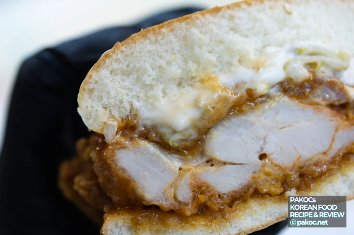 Explanation of how the sauce carries the flavor