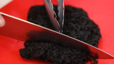 Thickness differentiation: 1.5cm feature