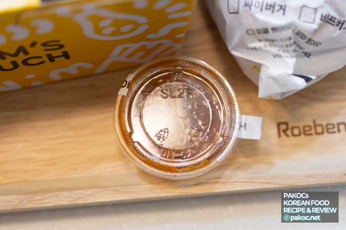 Pineapple sauce burger combination