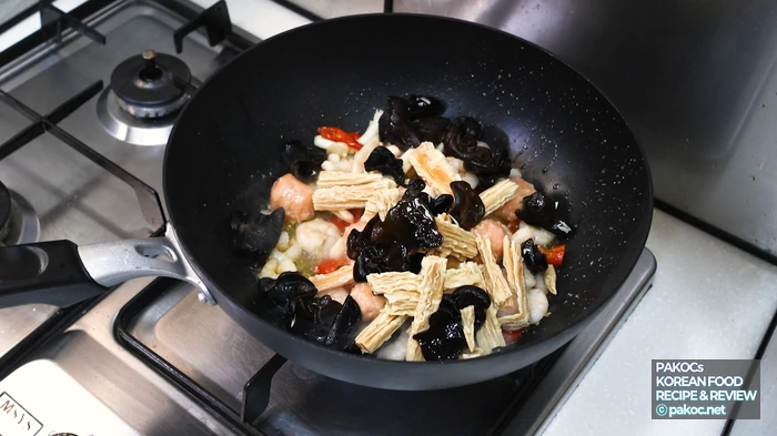 A great dish to pair with drinks