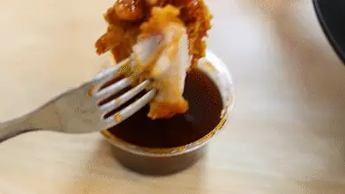 맛과 구성이 잘 어우러진 치킨