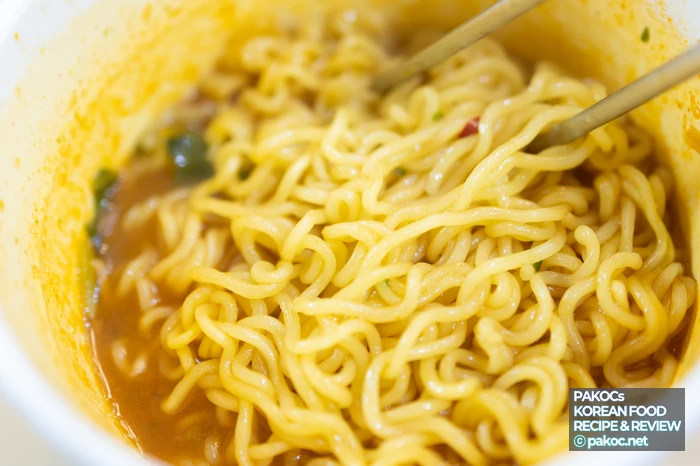 カップ麺の消費者レビュー情報