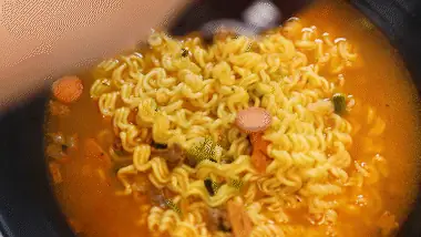 부대찌개면 과거 리뷰 이미지