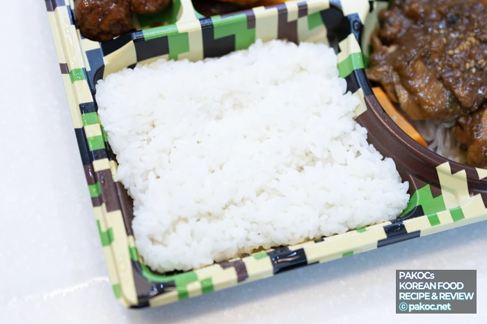 コンビニ弁当の構成紹介の写真