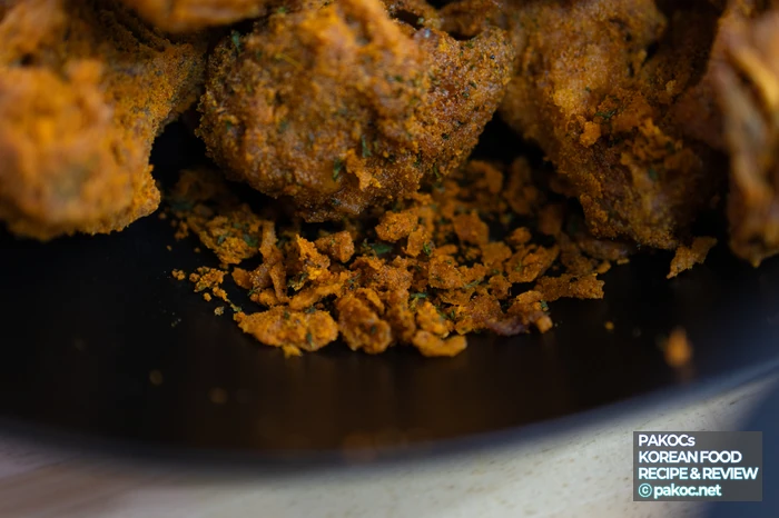 Explaining the chicken's flavor