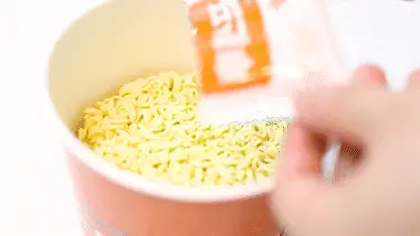 牛脂カップ麺のレビューの感想