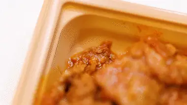 Foto del plato principal de kimchi jeyuk