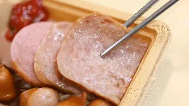 Rose style ramyeon feature