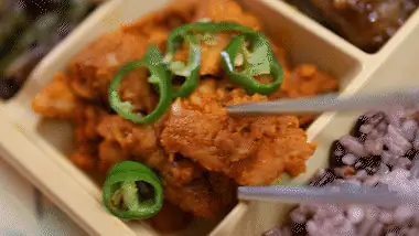 韓国産豚肉定食弁当の販売情報
