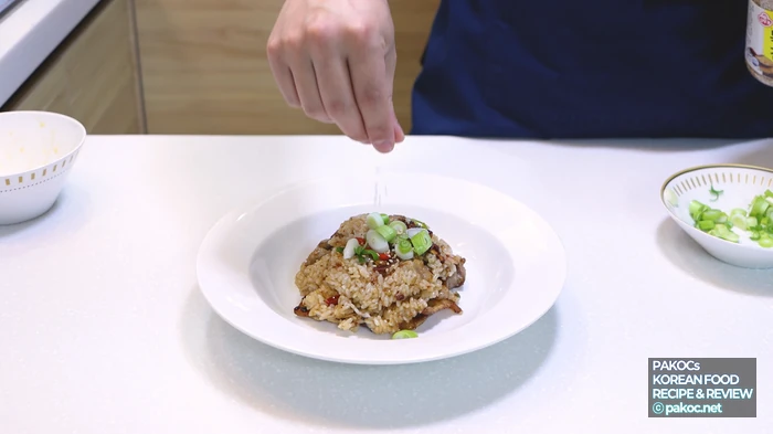 ご飯をパラッと炊いた写真