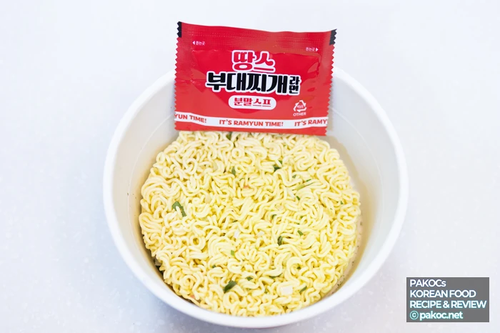 Recomendación de los consumidores del vaso de budae jjigae