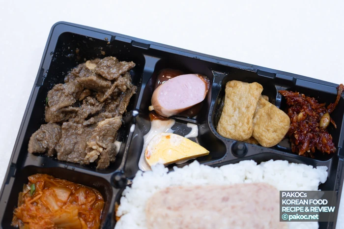 A lunch box that satisfies for the price