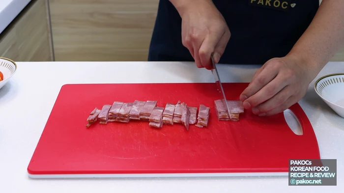 A tip on how long to stir-fry the kimchi