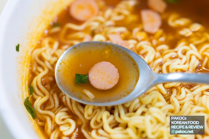 Comprar el vaso de budae jjigae en Emart24