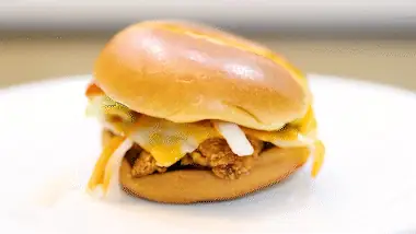 Foto de la hamburguesa McCrispy con gochujang