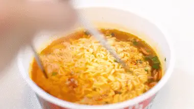 Cómo disfrutar mejor del vaso de budae jjigae