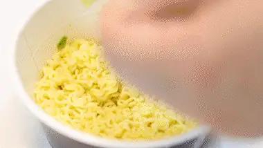 고추짜장라면 맛 비교