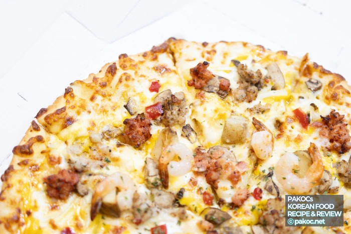 Lineup of Domino's new pizza